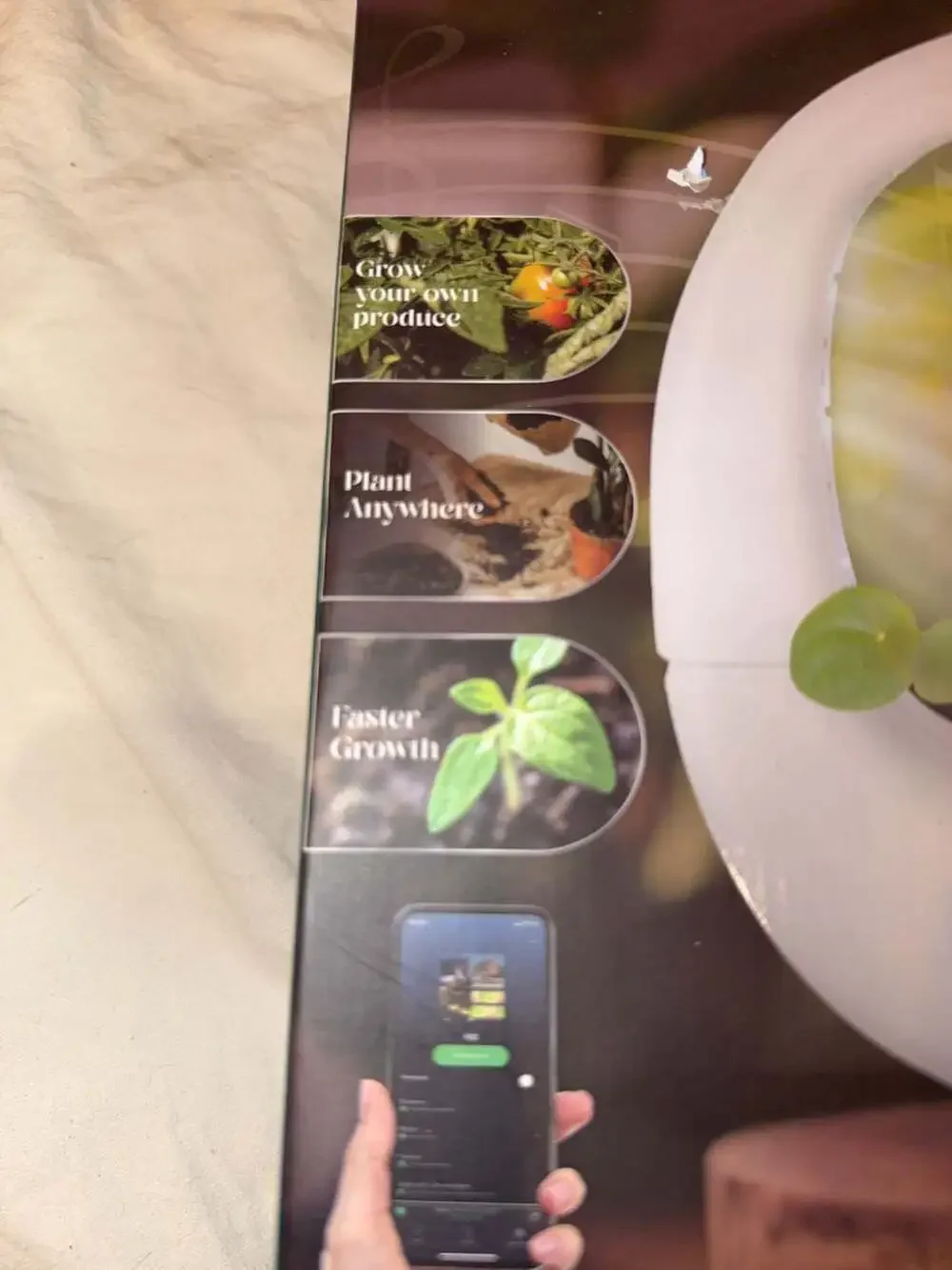 Cylo Liv Bluetooth LED Grow Light Plant Holder‎ with Built-in Speaker